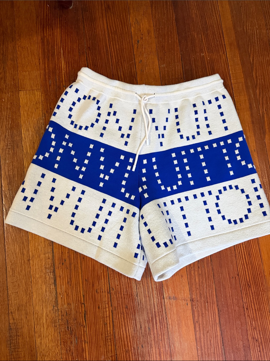 Authentic Louis Vuitton White And Blue Knit Athletic Shorts Size Medium